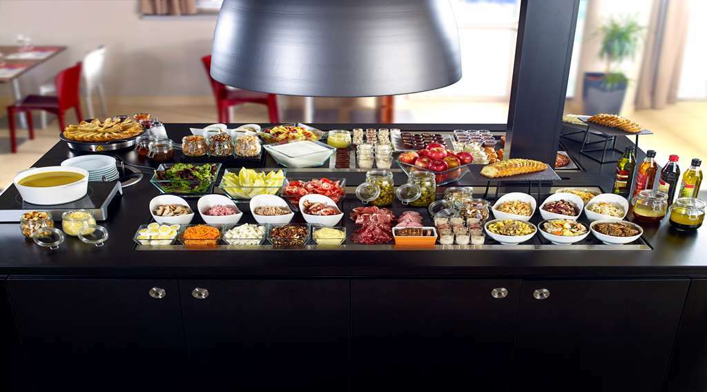 Campanile Saint-Brieuc Langueux Hotel Ресторант снимка